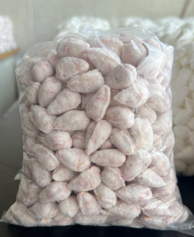 شیرینی مخصوص چای (گل محمدی) ۷۰۰گرمی